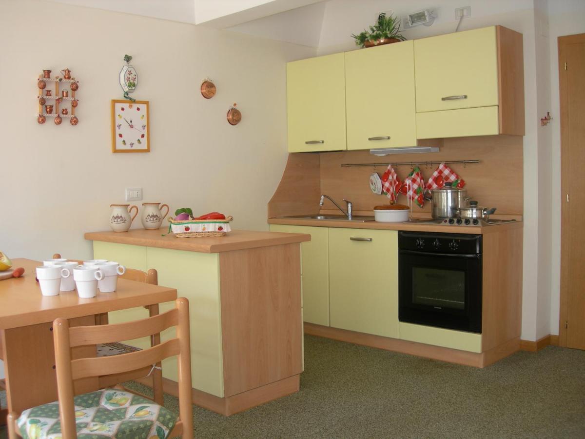 Appartamenti Vacanze Casa -Residence Albare - Check In Vacanze Casa - Marilleva 900 Kültér fotó
