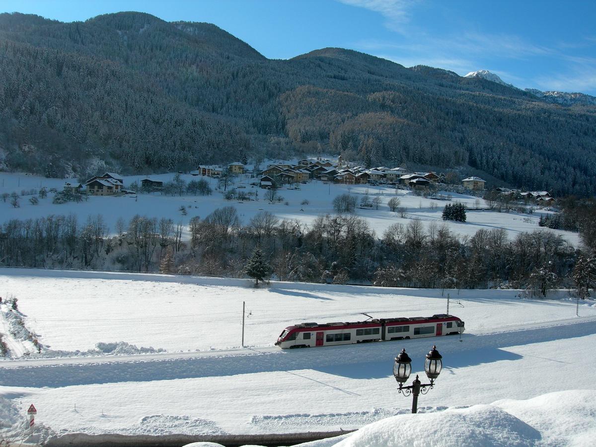 Appartamenti Vacanze Casa -Residence Albare - Check In Vacanze Casa - Marilleva 900 Kültér fotó